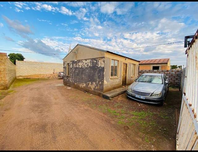 2 BEDROOM HOUSE FOR SALE IN KATLEHONG SOUTH